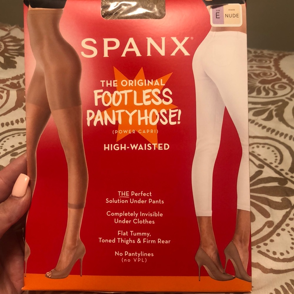 ✨SOLD✨Spanx Footless Pantyhose
